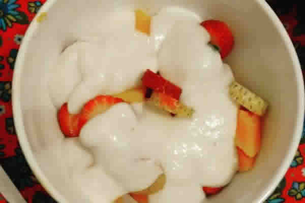 Os iogurtes do mercado são iguais ao natural?