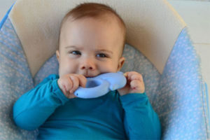 Os dentes do seu bebe esta nascendo? Veja como o plano odontológico infantil pode ajudar!